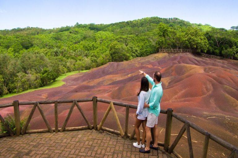 Chamarel: 7 Coloured Earth Geopark